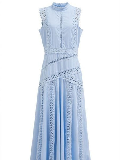 Elegance Lace Panelled Sleeveless Dress