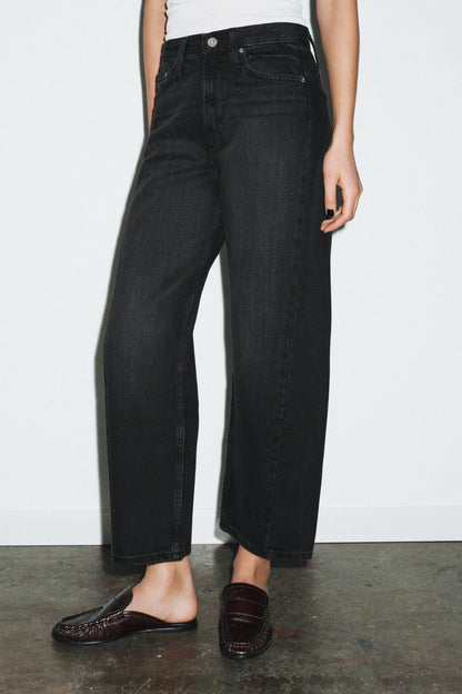 MID-WAIST RELAXED FIT ANKLE JEANS