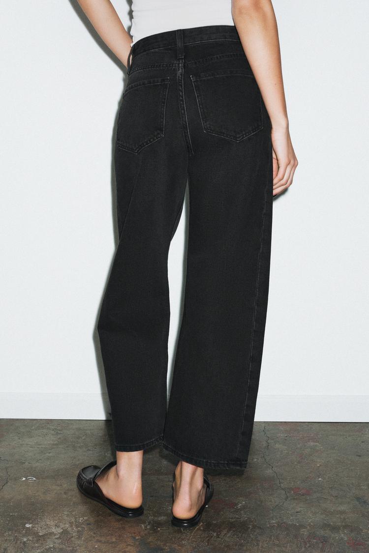 MID-WAIST RELAXED FIT ANKLE JEANS