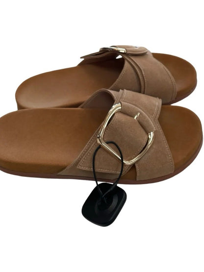 Sandals Flats