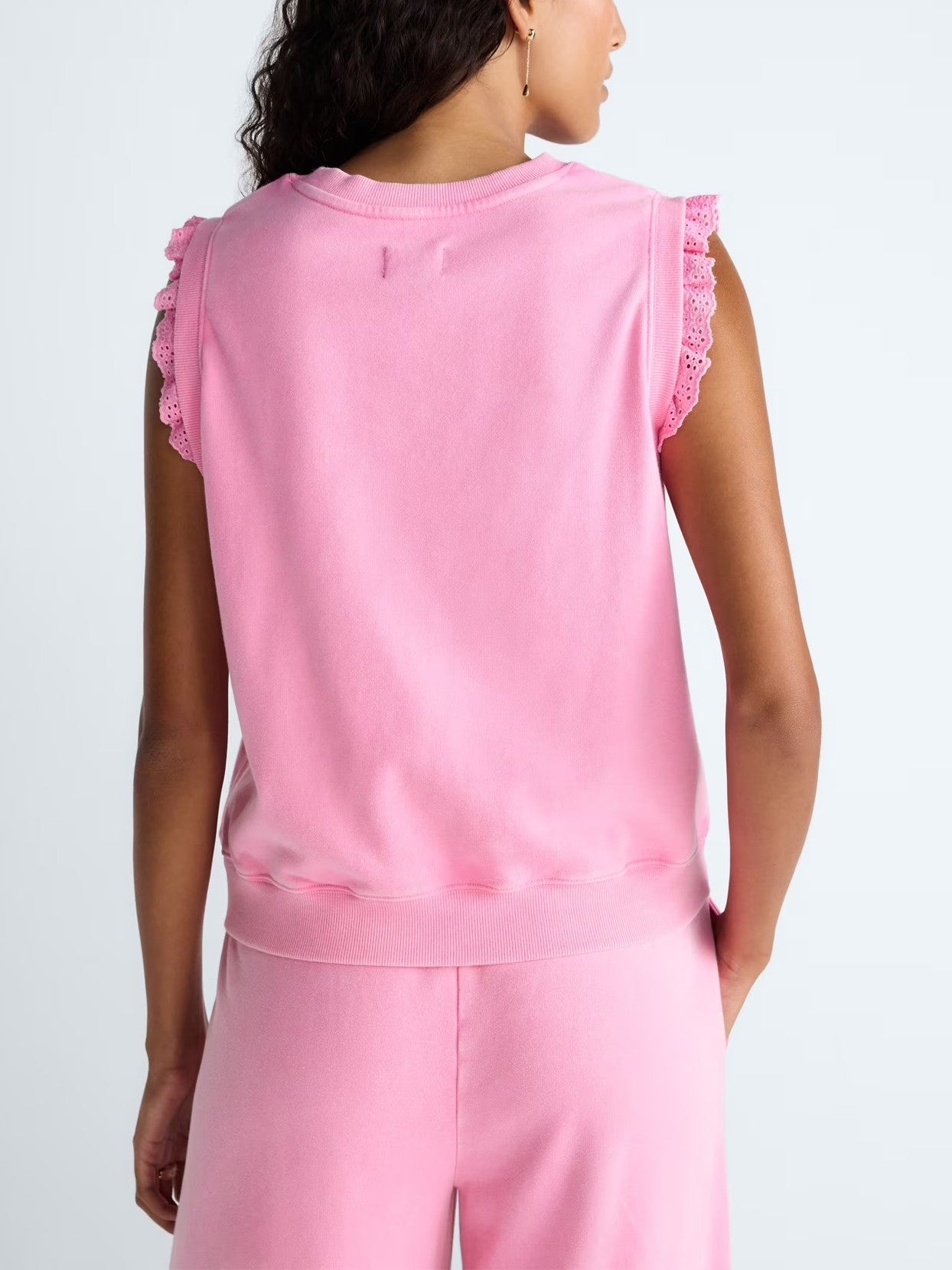 Scoop Women's Sleeveless Ruffle Set