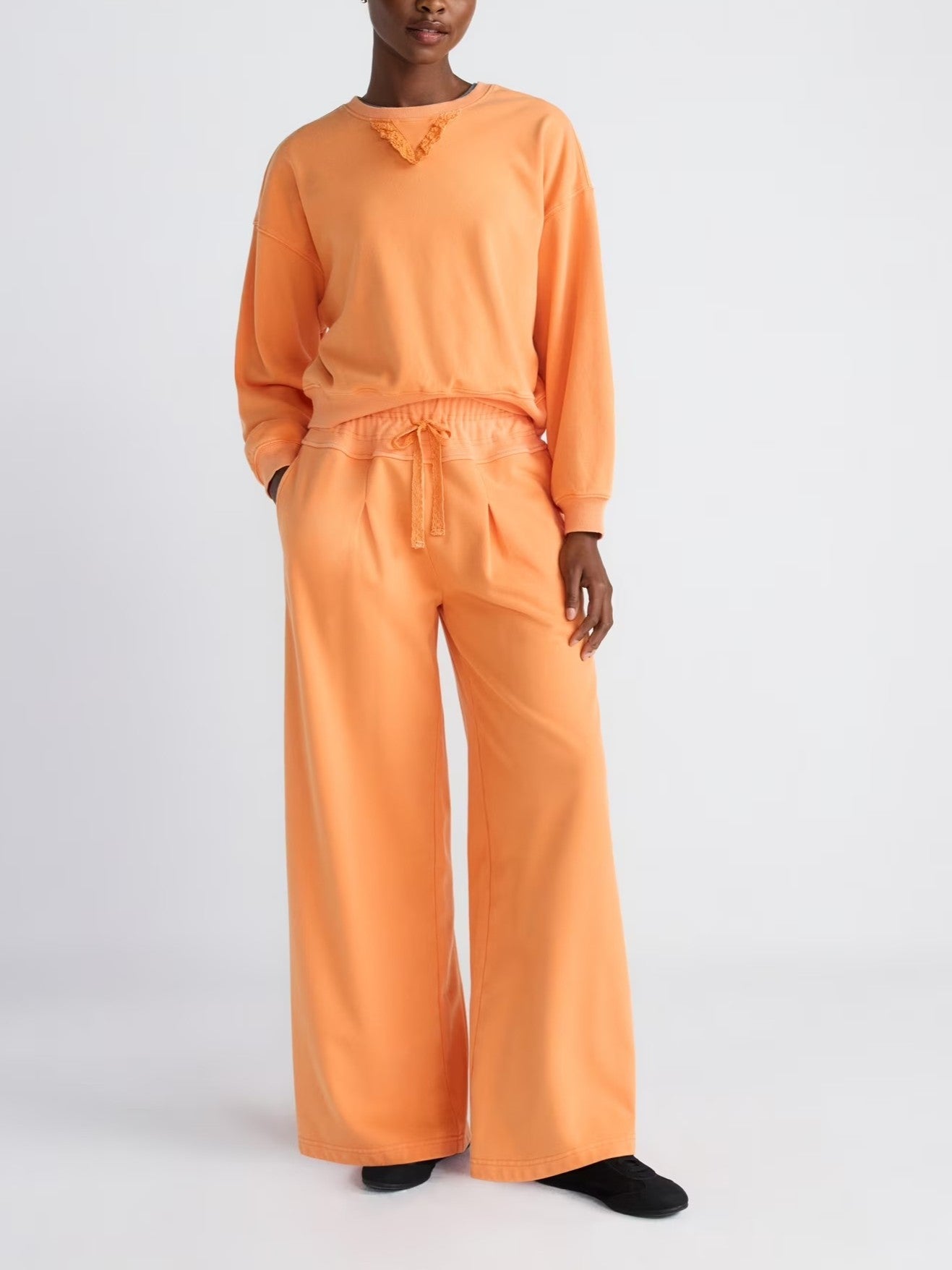 Scoop Women's Sleeveless Ruffle Set